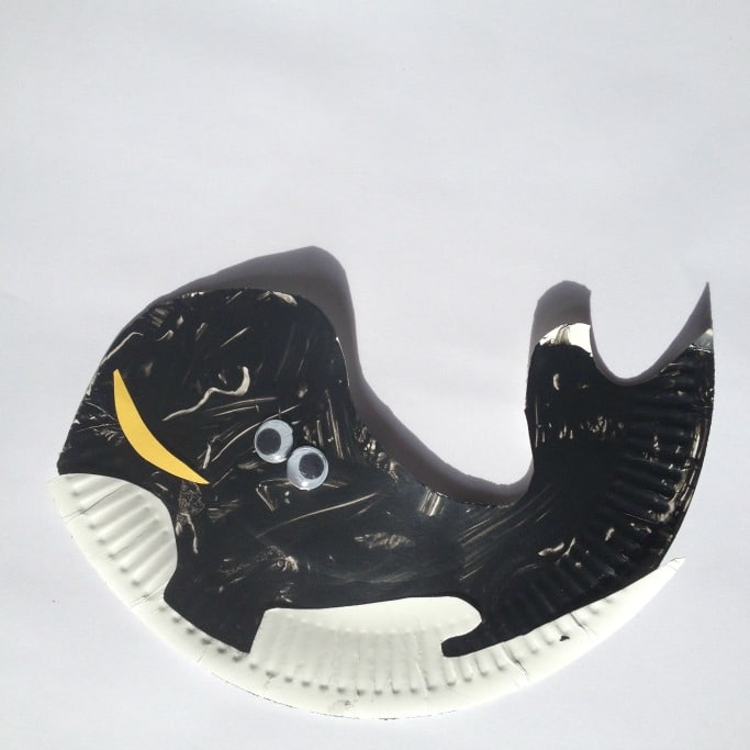 orca killer whale paper plate