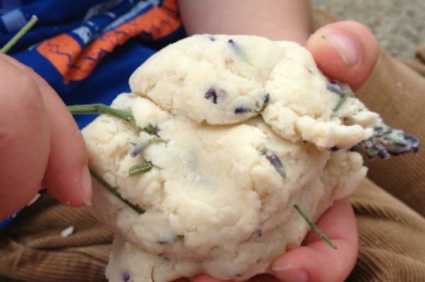 scented lavender playdough recipe