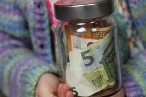 3 Easy Ways To Encourage Your Kids To Save Money - Crafts on Sea