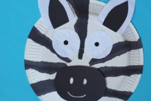 paper plate zebra face