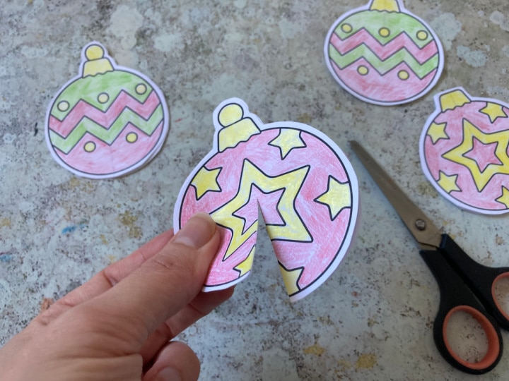 how to make 3D paper baubles