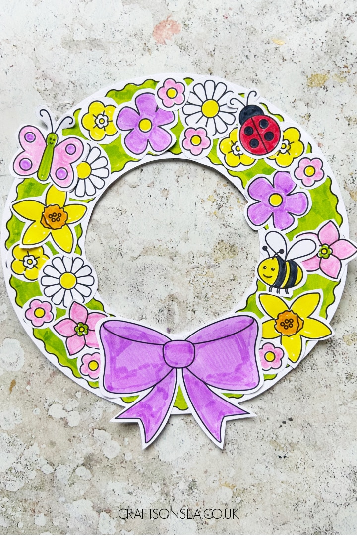 Spring Wreath Craft for Kids (FREE Printable) - Crafts on Sea