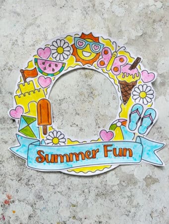 Summer wreath craft for kids made using a free printable template