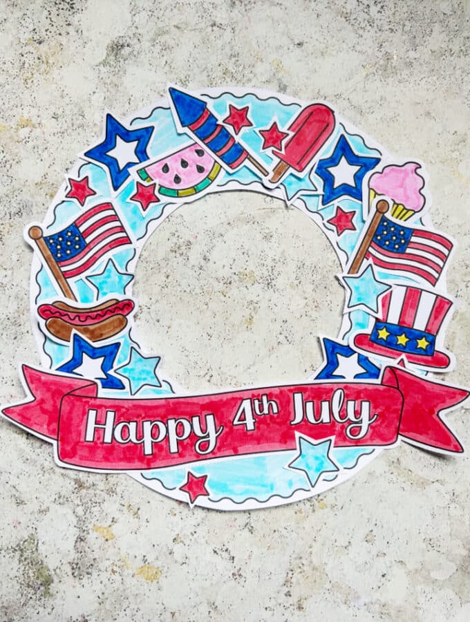 printable cut and paste Fourth of July wreath craft